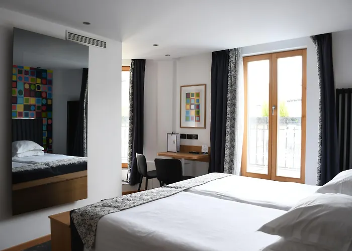 オテル アイダ オペラ 3*